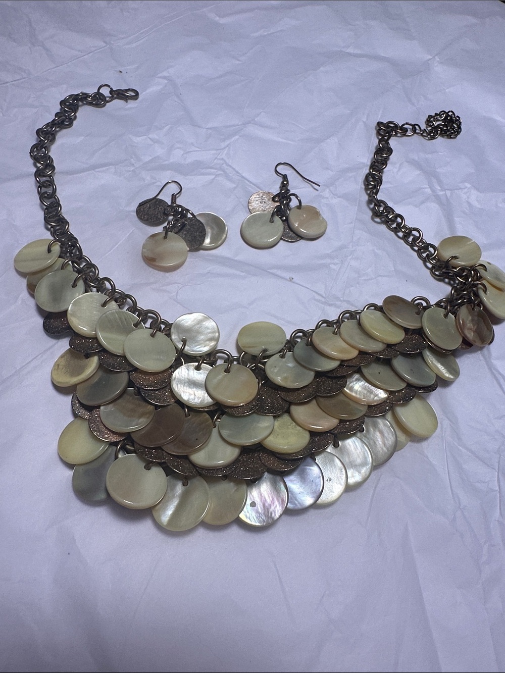 Statement Shell Disc Bib Necklace and Earring Set - Cream Tones